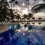 Excelente Flat 3 Quartos Pra 10 Pessoas No Ancorar Flat Resort
